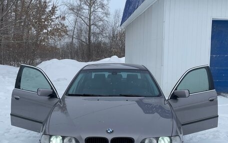 BMW 5 серия, 2000 год, 850 000 рублей, 2 фотография