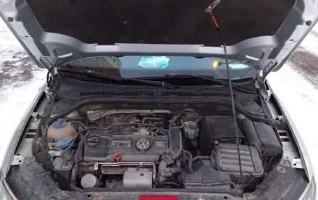 Volkswagen Jetta VI, 2012 год, 1 000 000 рублей, 5 фотография