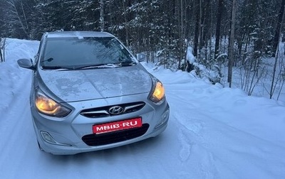 Hyundai Solaris II рестайлинг, 2011 год, 560 000 рублей, 1 фотография