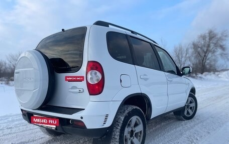 Chevrolet Niva I рестайлинг, 2019 год, 690 000 рублей, 2 фотография