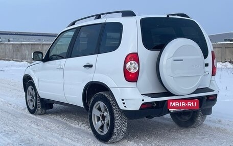 Chevrolet Niva I рестайлинг, 2019 год, 690 000 рублей, 6 фотография