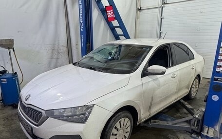 Skoda Rapid II, 2021 год, 1 000 000 рублей, 2 фотография