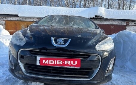 Peugeot 308 II, 2011 год, 399 999 рублей, 1 фотография