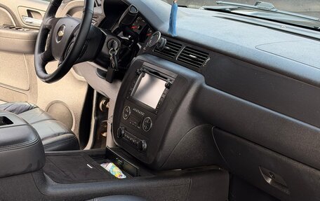 Chevrolet Tahoe III, 2008 год, 1 750 000 рублей, 19 фотография