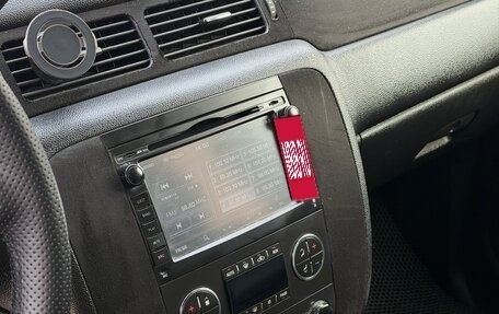 Chevrolet Tahoe III, 2008 год, 1 750 000 рублей, 16 фотография