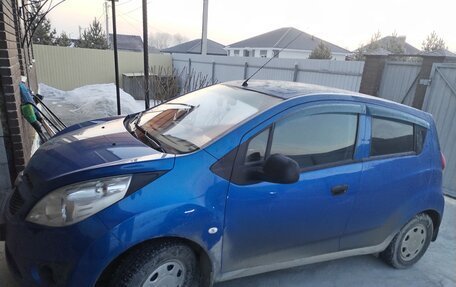 Chevrolet Spark III, 2013 год, 650 000 рублей, 2 фотография