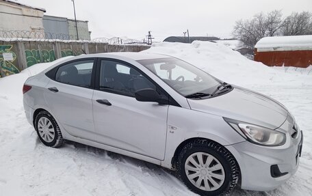 Hyundai Solaris II рестайлинг, 2014 год, 740 000 рублей, 4 фотография