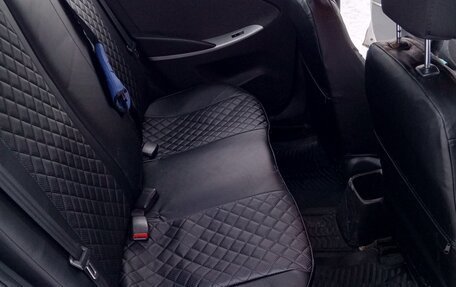 Hyundai Solaris II рестайлинг, 2014 год, 740 000 рублей, 13 фотография