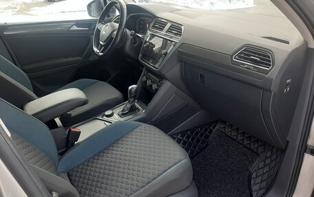 Volkswagen Tiguan II, 2019 год, 2 150 000 рублей, 12 фотография