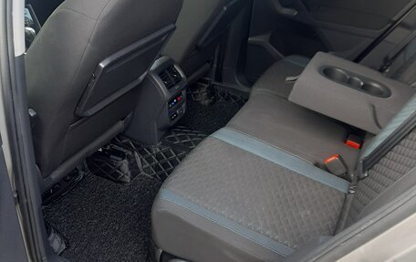 Volkswagen Tiguan II, 2019 год, 2 150 000 рублей, 18 фотография