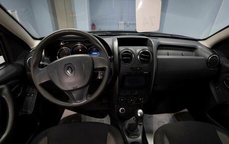 Renault Duster I рестайлинг, 2017 год, 1 049 000 рублей, 6 фотография