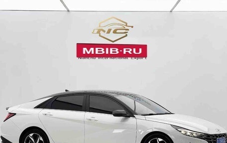 Hyundai Elantra, 2022 год, 1 625 000 рублей, 3 фотография