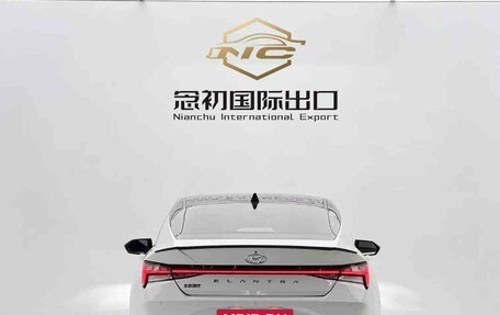 Hyundai Elantra, 2022 год, 1 625 000 рублей, 5 фотография