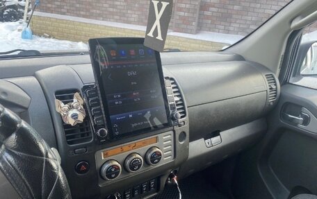 Nissan Navara (Frontier), 2006 год, 900 000 рублей, 3 фотография