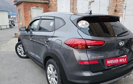 Hyundai Tucson III, 2019 год, 2 100 000 рублей, 5 фотография
