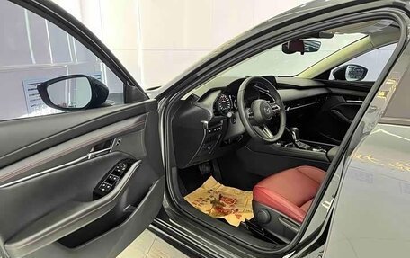 Mazda 3, 2023 год, 1 920 000 рублей, 18 фотография