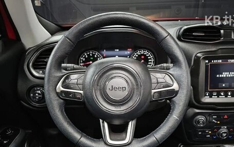 Jeep Renegade I рестайлинг, 2022 год, 1 750 000 рублей, 10 фотография