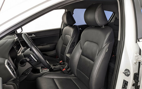 KIA Sportage IV рестайлинг, 2020 год, 2 205 000 рублей, 20 фотография