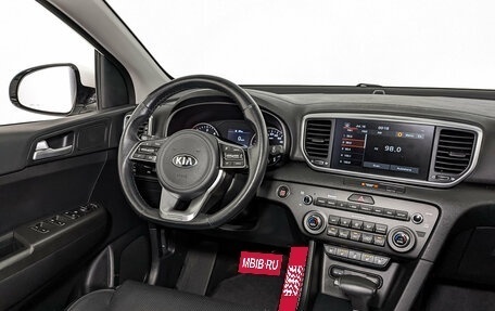 KIA Sportage IV рестайлинг, 2020 год, 2 205 000 рублей, 29 фотография