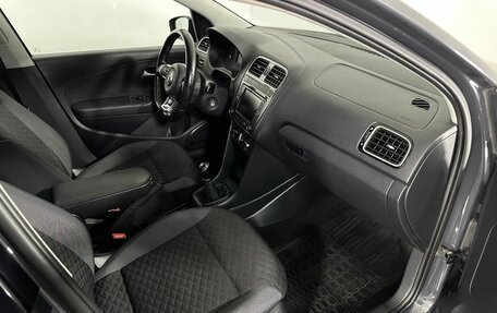 Volkswagen Polo VI (EU Market), 2018 год, 950 000 рублей, 14 фотография