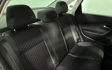 Volkswagen Polo VI (EU Market), 2018 год, 950 000 рублей, 15 фотография