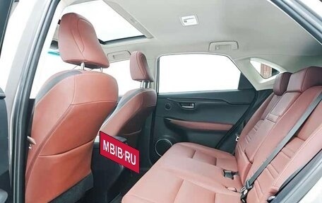 Lexus NX I, 2017 год, 2 500 000 рублей, 10 фотография