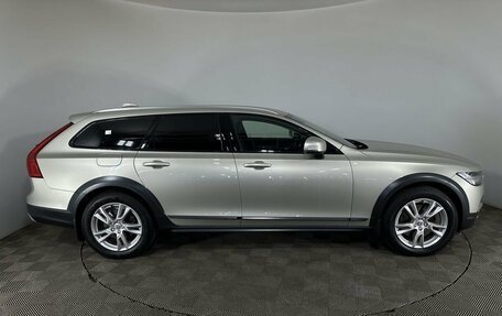 Volvo V90 Cross Country I рестайлинг, 2019 год, 3 200 000 рублей, 4 фотография