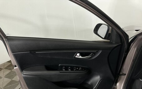 KIA Rio IV, 2018 год, 1 370 000 рублей, 8 фотография