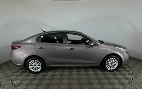 KIA Rio IV, 2018 год, 1 370 000 рублей, 4 фотография