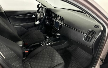 KIA Rio IV, 2018 год, 1 370 000 рублей, 14 фотография