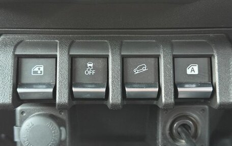 Suzuki Jimny, 2022 год, 1 250 000 рублей, 13 фотография