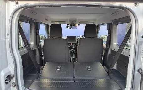 Suzuki Jimny, 2022 год, 1 250 000 рублей, 16 фотография