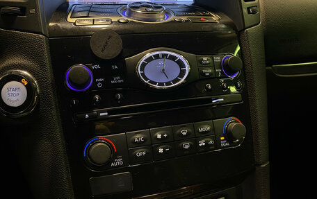 Infiniti QX70, 2013 год, 1 910 000 рублей, 13 фотография