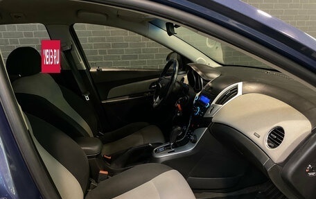 Chevrolet Cruze II, 2014 год, 900 000 рублей, 10 фотография