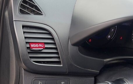 Hyundai Solaris II рестайлинг, 2011 год, 555 000 рублей, 17 фотография