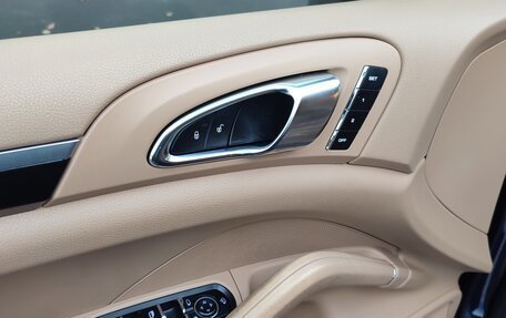 Porsche Cayenne III, 2012 год, 1 990 000 рублей, 14 фотография