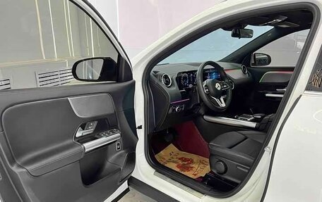 Mercedes-Benz GLA, 2022 год, 2 600 000 рублей, 4 фотография