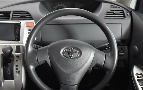 Toyota Ractis I, 2010 год, 870 000 рублей, 11 фотография