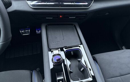 Volkswagen Teramont, 2025 год, 6 250 000 рублей, 24 фотография