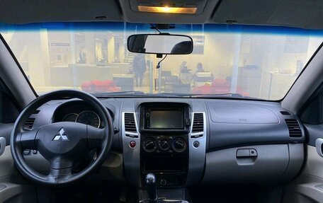 Mitsubishi Pajero Sport II рестайлинг, 2012 год, 1 469 000 рублей, 14 фотография