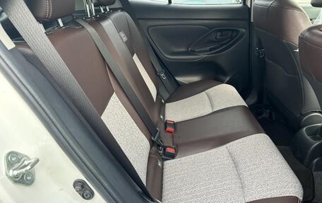 Toyota Yaris Cross, 2022 год, 1 630 020 рублей, 4 фотография