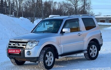 Mitsubishi Pajero IV, 2008 год, 1 710 000 рублей, 5 фотография