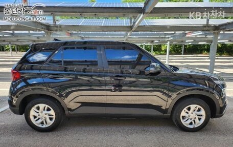 Hyundai Venue I, 2022 год, 1 580 000 рублей, 3 фотография