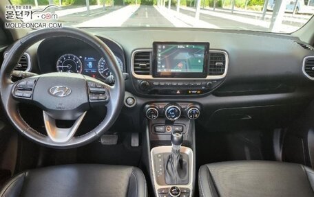 Hyundai Venue I, 2022 год, 1 580 000 рублей, 5 фотография