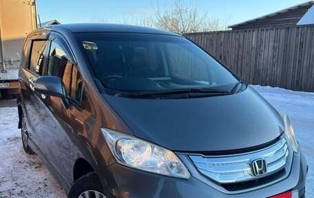 Honda Freed I, 2011 год, 850 000 рублей, 1 фотография