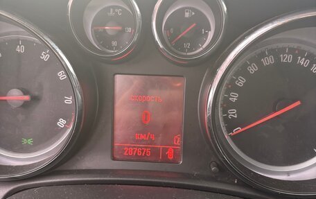 Opel Astra J, 2011 год, 440 000 рублей, 5 фотография