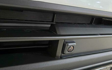 Toyota RAV4, 2025 год, 4 550 000 рублей, 24 фотография