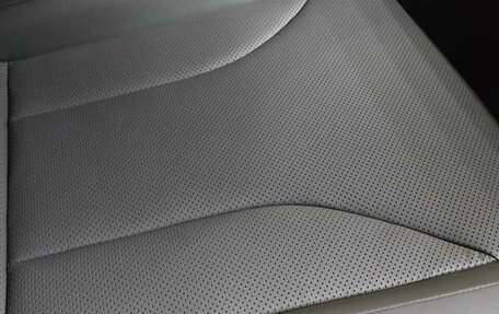 Toyota RAV4, 2025 год, 4 550 000 рублей, 30 фотография