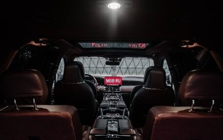 Lincoln Navigator, 2018 год, 8 470 000 рублей, 13 фотография