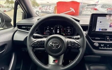 Toyota Corolla, 2024 год, 6 650 000 рублей, 10 фотография